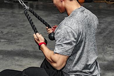 《死亡岛2》让玩家在半空中也能定制自己的技能